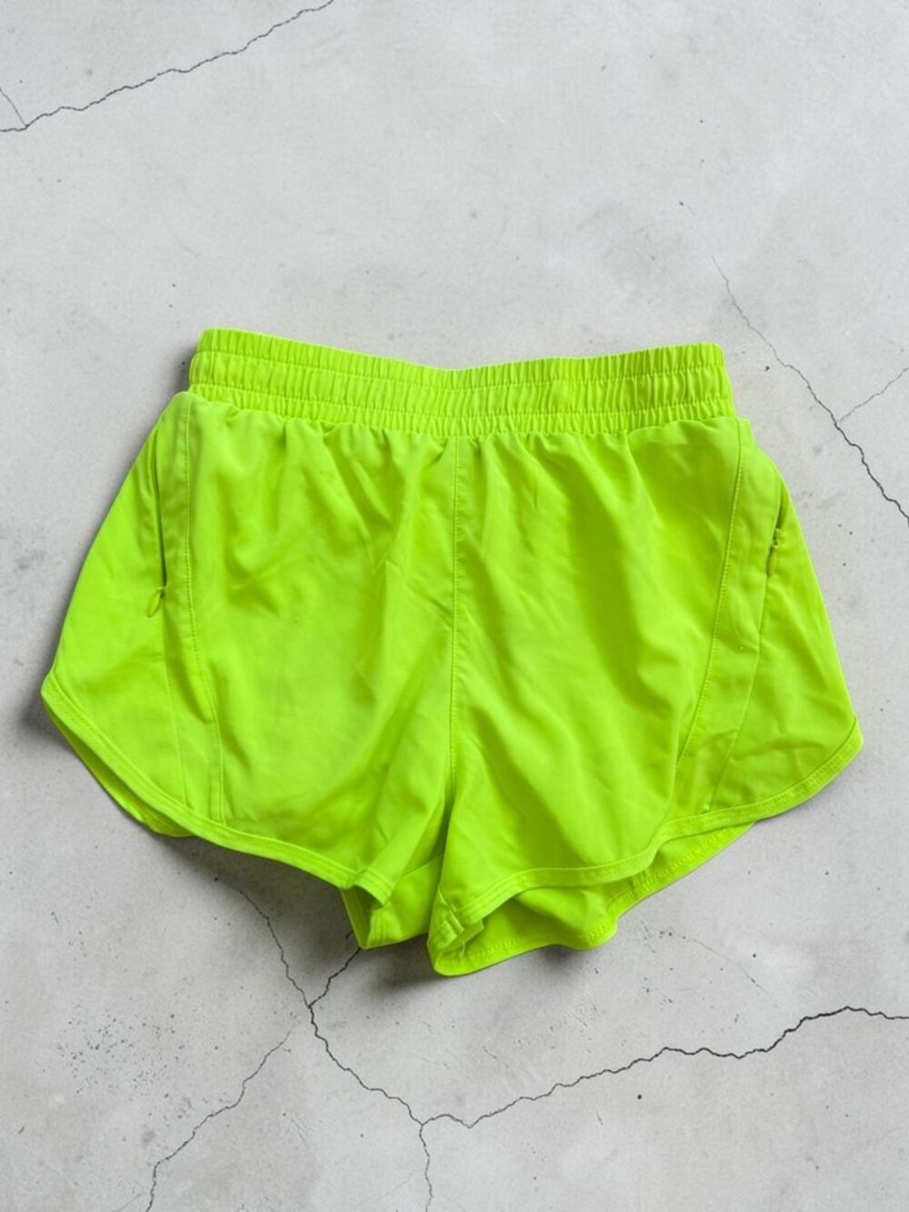 LULULEMON Neon Yellow Active Run Shorts Size 2